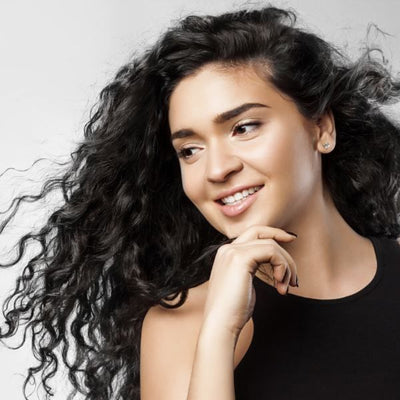 Gently Cleanses & Nourishes Hair