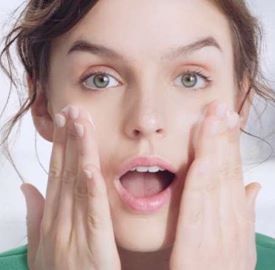 NON-GREASY FORMULA