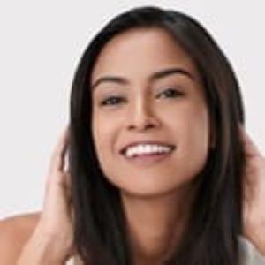 Gently Cleanses Hair
