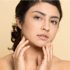 Minimizes Signs Of Aging