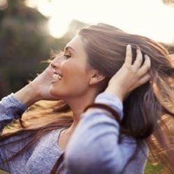 NOURISHES HAIR & PREVENTS HAIRFALL