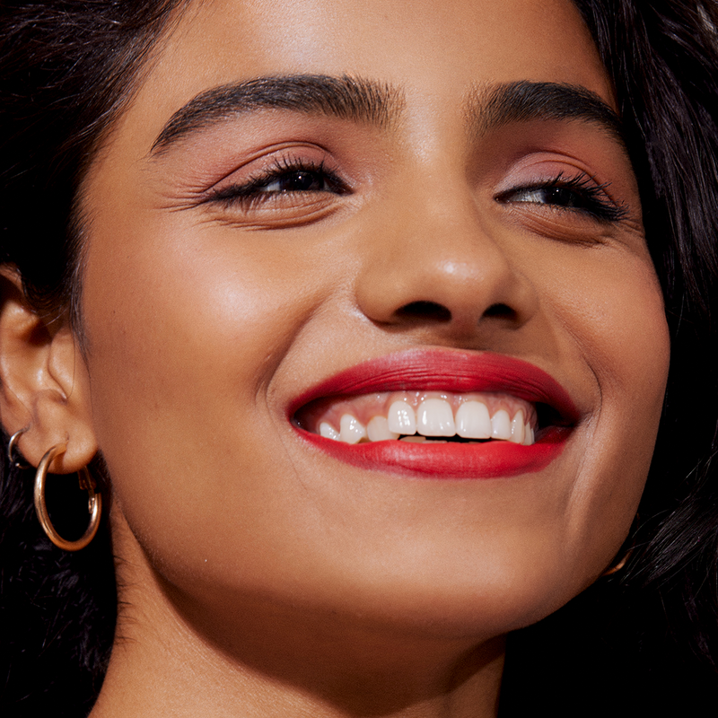 Soft Matte Long Stay Lipstick - Red Dahlia - 3.5 g