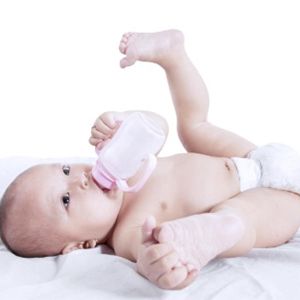 Removes Build-Up & Odor From Feeding Accessories & Eatables