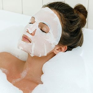 Reduces Fine Lines & Wrinkles
