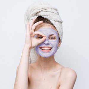 Minimizes Signs of Aging