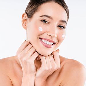 Reduces Hyperpigmentation