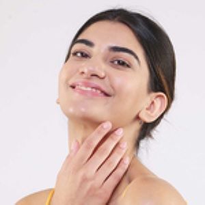 Heals Damaged Skin