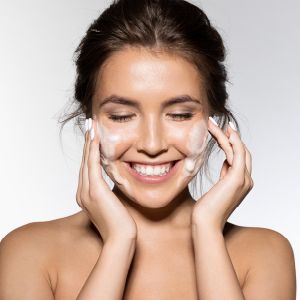 Promotes Even Skin Tone