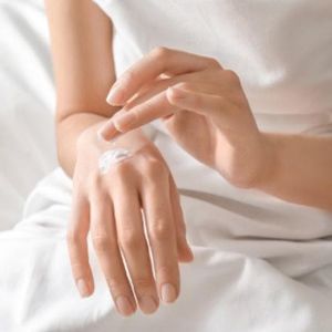 Long-Lasting 10x Moisturization